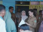 Gubernur Malut Sherly Laos Bantu Petani Kelapa di Kelurahan Guraping Dapatkan Rumah Layak Huni