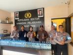 Polsek Pelabuhan Ahmad Yani Ternate Gagalkan Penyelundupan 88 Botol Cap Tikus dari KM Permata Obi