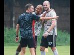 sesi-latihan-persija-di-nirwana-park.jpg
