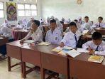 siswa-smp-dkf.jpg