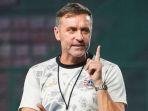 thomas-doll-sakit-dan-absen-latih-persija.jpg