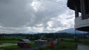 10122022_cuaca_mendung.jpg