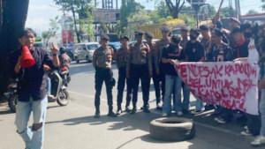 12092025_demo_di_Polda_Sulsel.jpg