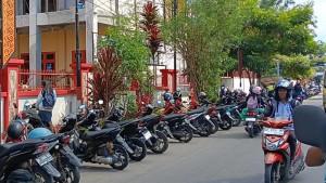 240902025_parkir_SMAN_1_Toraja_Utara.jpg