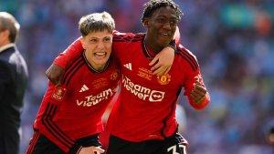 alejandro-garnacho-kobbie-mainoo-manchester-united-juara-piala-FA-2652024.jpg