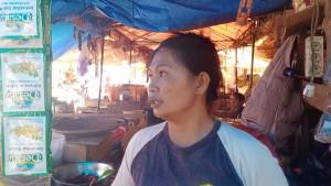 maria-siampa-pedagang-kopi-toraja-pasar-makale-tana-toraja-1492025.jpg