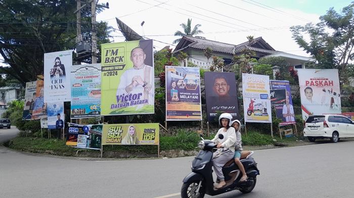 Jelang Pilkada 2024, Bacakada Tana Toraja Sosialisasikan Diri Lewat Baliho Hingga Poster di Angkot