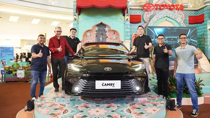 Spesifikasi New Camry HEV yang Baru Diluncurkan di Makassar, Harga Rp 1 Miliar