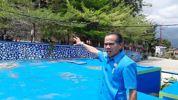 Aliran Air PDAM di Kelurahan Pantan Makale Macet Lagi, Warga Terpaksa Mandi di Sumur