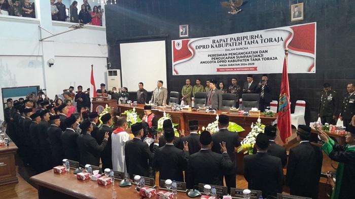 Resmi Dilantik, 30 Anggota DPRD Tana Toraja 2024-2029 Diharapkan Kawal RPJPD Menuju Indonesia Emas