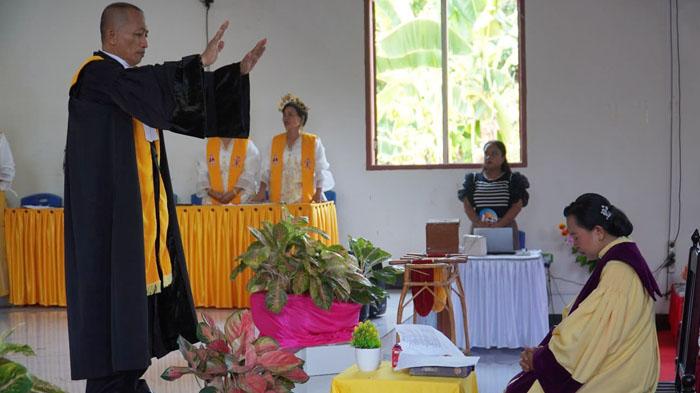 Pdt Ester Mulyani Diteguhkan untuk Melayani di Gereja Toraja Jemaat Bua