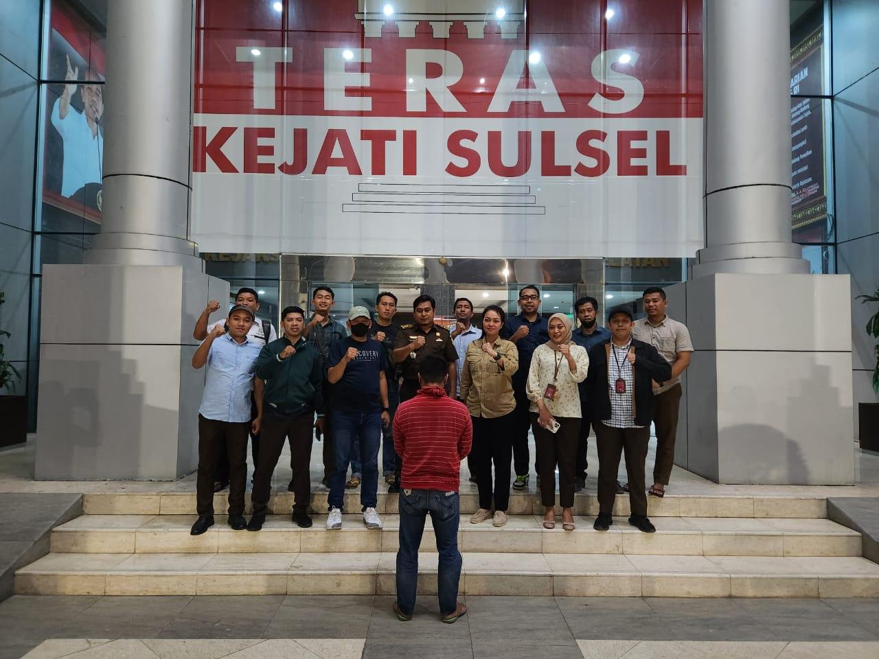 Kejati Sulsel Amankan Buronan Penjual Berlian Palsu Senilai Rp 626 Juta