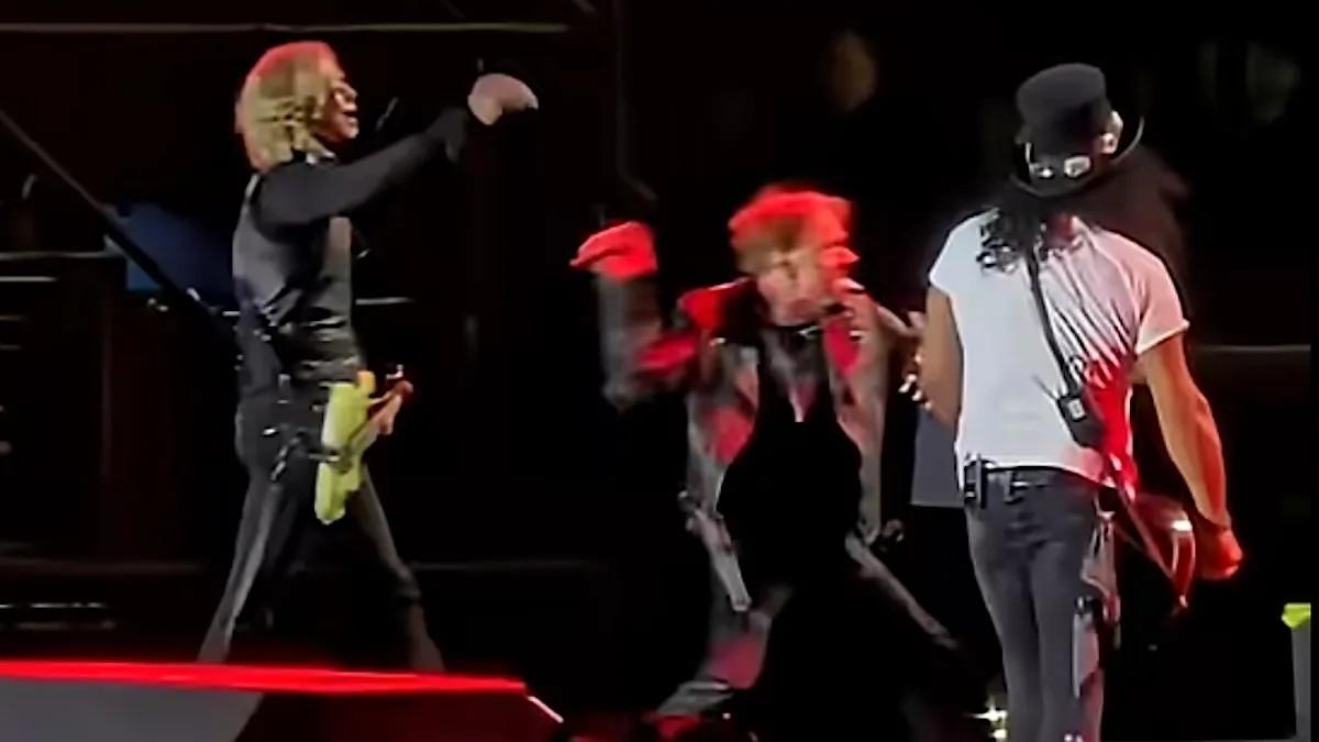 guns-n-roses-axl-rose-ngamuk-argentina-25102025.jpg