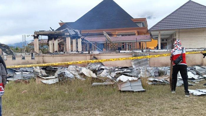 Polisi Selidiki Kasus Kantor DPRD Dogiyai Papua Terbakar, Pelaku Orang Tak Dikenal