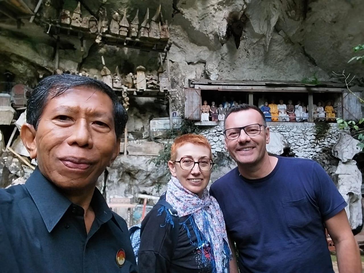wisatawan-italia-londa-toraja-utara-1772025.jpg