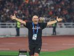 Pelatih-PSM-Makassar-kesal.jpg
