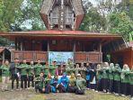 Pelajar MTsN 1 Tana Toraja Kunjungi Masjid Jami Madandan, Masjid Tertua di Toraja  .