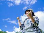 ilustrasi-equinox-musim-panas-hiking-camping-berkemah-jalan-jalan-panas-matahari-terik-2132024.jpg
