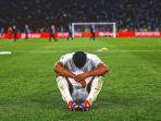jude-bellingham-tunduk-kecewa-kalah-inggris-vs-spanyol-euro-2024-1572024.jpg