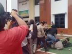 unjuk-rasa-ricuh23.jpg