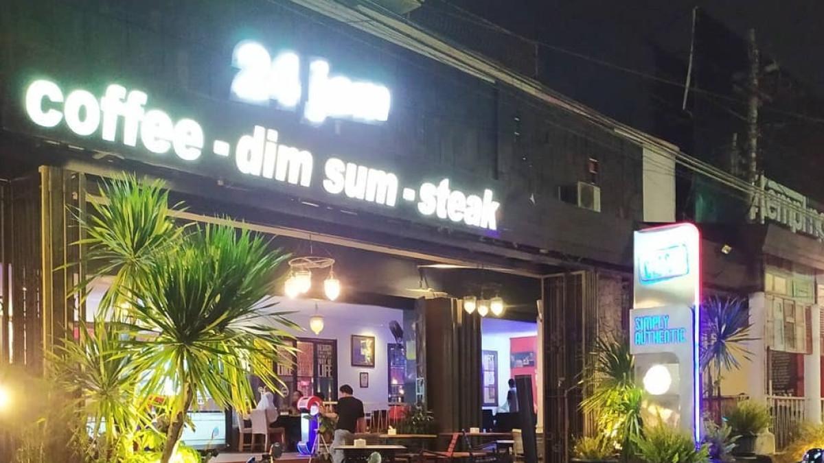 AM-PM Jajar, satu tempat makan 24 jam di Solo yang bisa kamu kunjungi kapan saja.