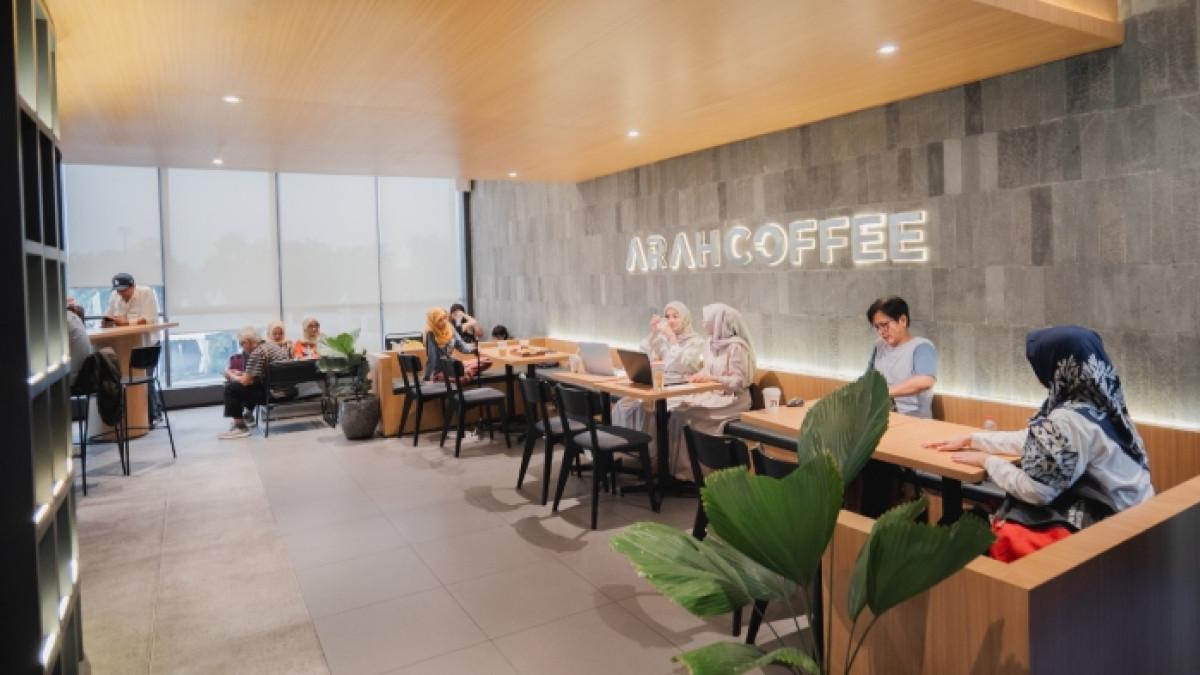 ARAH Coffee Kota Lama, kafe 24 jam di Semarang, Jawa Tengah untuk nongkrong bareng bestie.