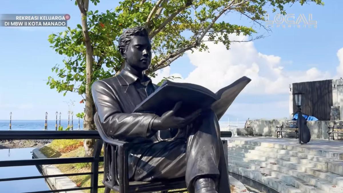 Ada banyak spot foto instagenic di Malalayang Beach Walk 2 Manado.