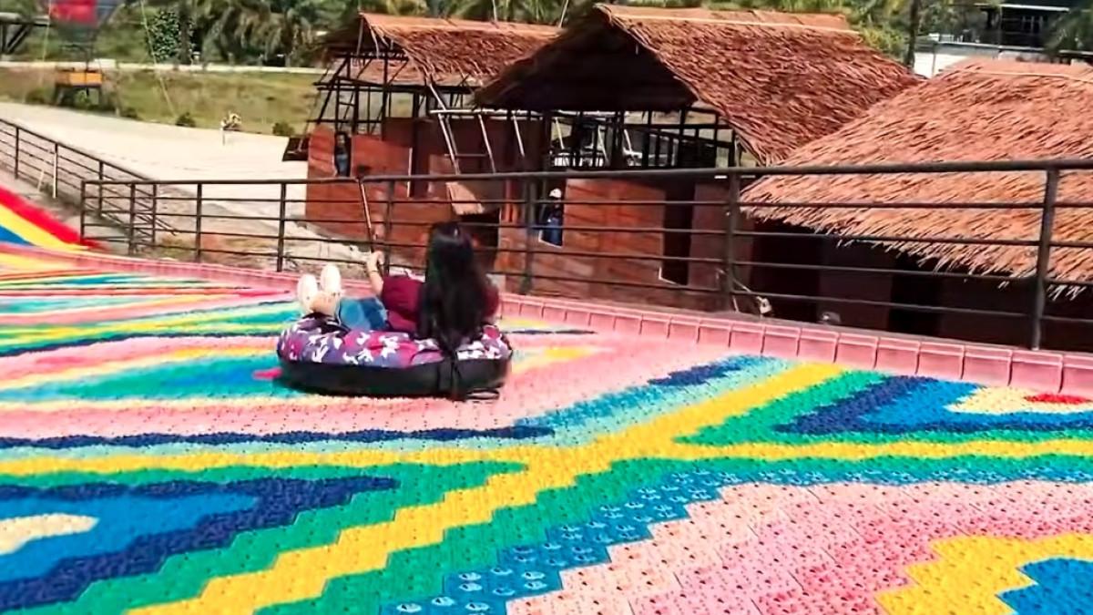 Ada banyak wahana permainan seru di The River Deli Serdang