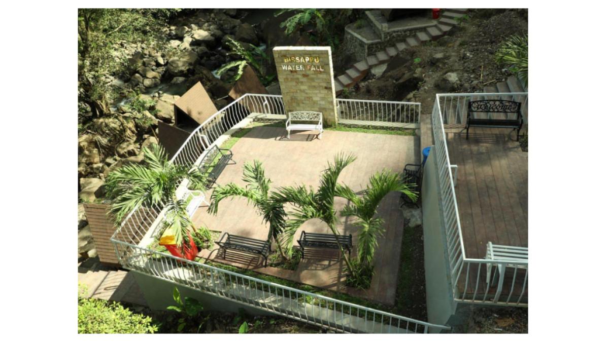 Desa Wisata Air Terjun Bissappu di Desa Bonto salluang, Bissappu, Kabupaten Bantaeng, Sulawesi Selatan.