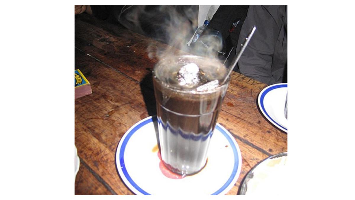 Angkringan Kopi Jos Lik Man, Jogja.