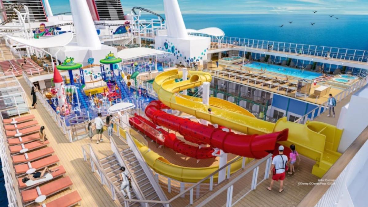 Area kolam renang menarik di dalam Disney Adventure yang dioperasikan Disney Cruise Line.
