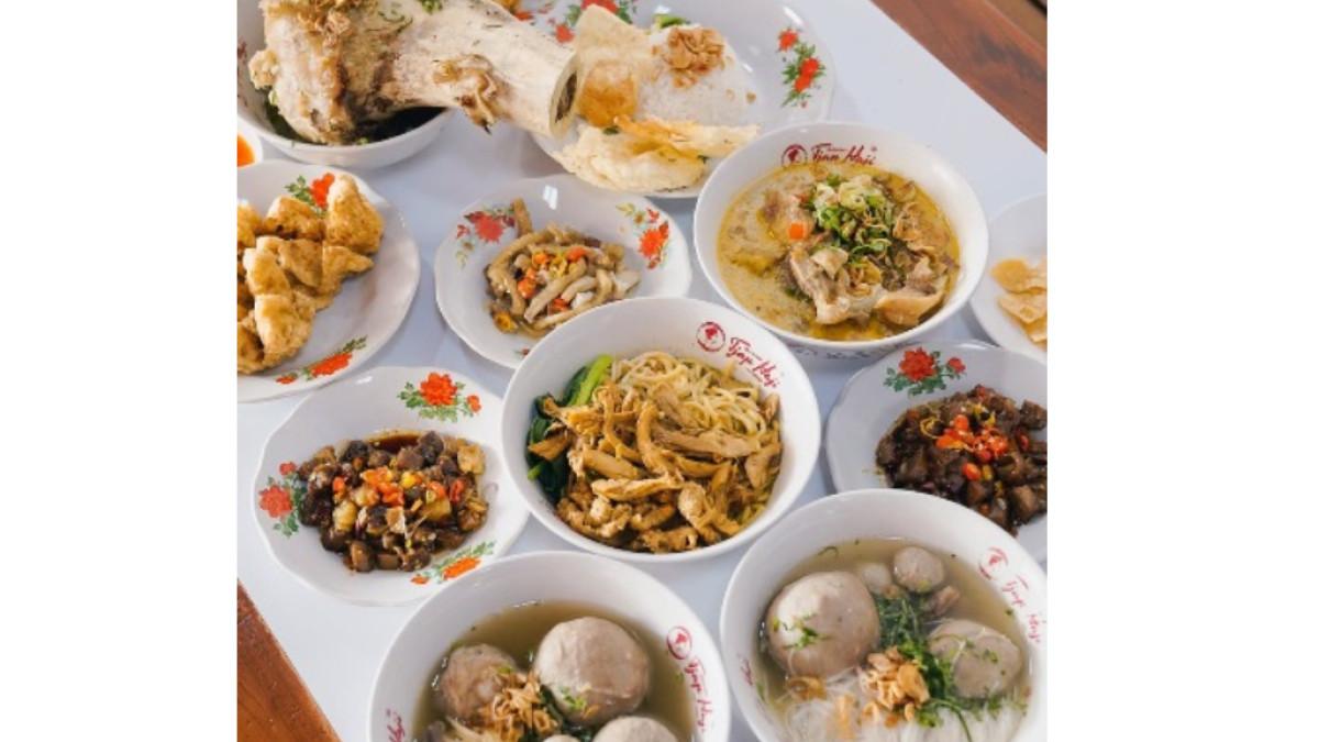 Bakso Tjap Haji, Bandung. Sajian bakso nikmat di Bandung.