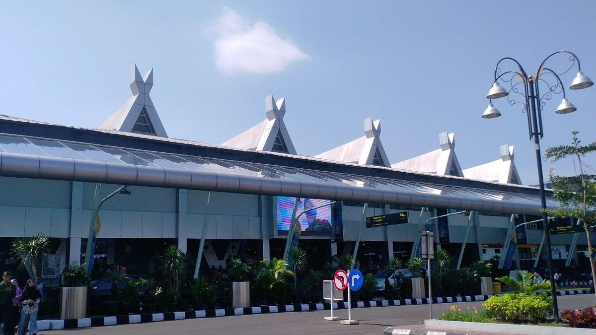 Bandara Husein Sastranegara, Bandung, Jawa Barat