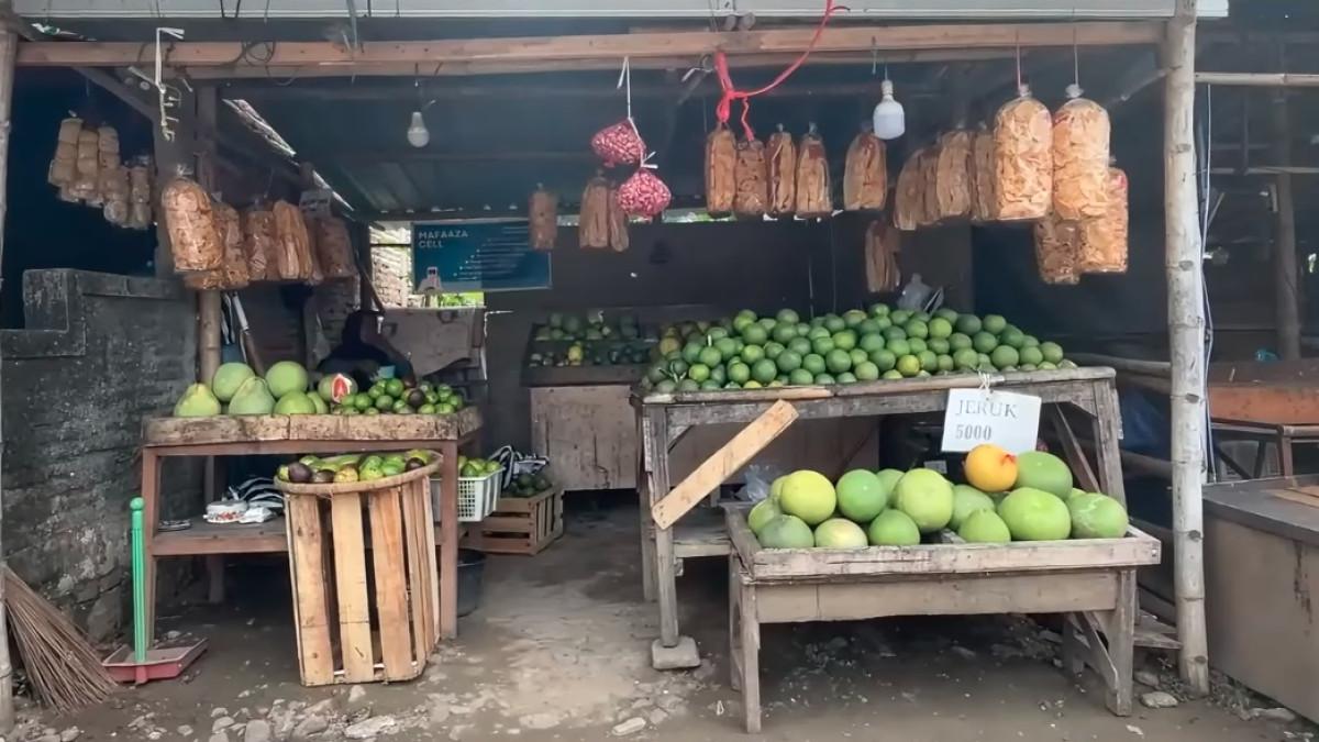 Belanja oleh-oleh sekitar Makam Joko Tingkir Sragen, Jawa Tengah