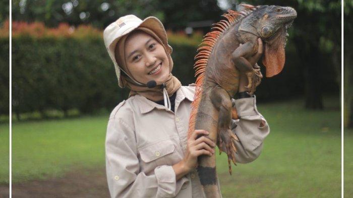 Jember Mini Zoo,Berfoto dengan satwa di Jember Mini Zoo. tempat wisata kids friendly di Kota Jember, Jawa Timur.