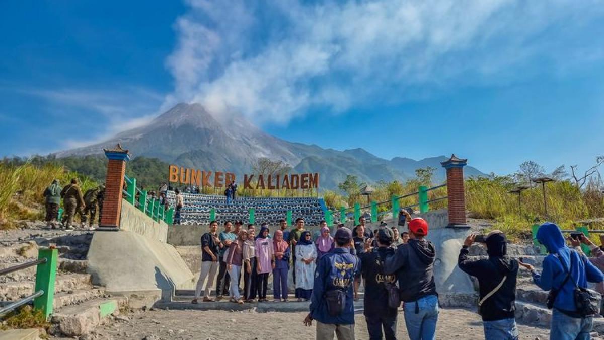Bunker Kaliadem Merapi, satu tempat wisata hits di Pakem Sleman Jogja buat liburan keluarga.