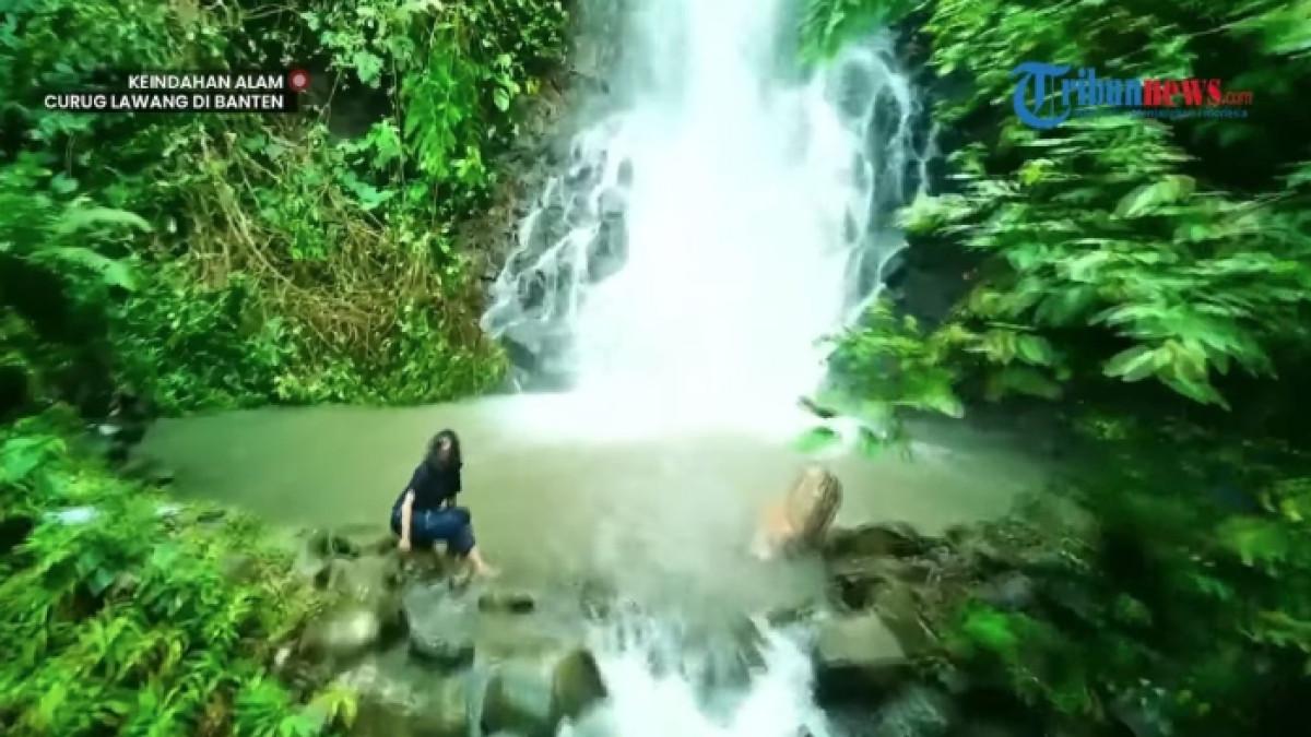 Curug Lawang, tempat wisata alam di Serang, Banten yang bisa dikunjungi gratis.