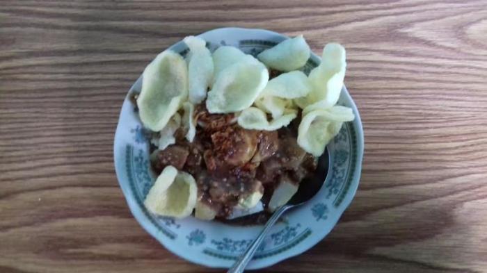 Doclang Bapak Odik, satu doclang di Bogor Jawa Barat yang terkenal enak dan cocok buat dijadikan menu sarapan.