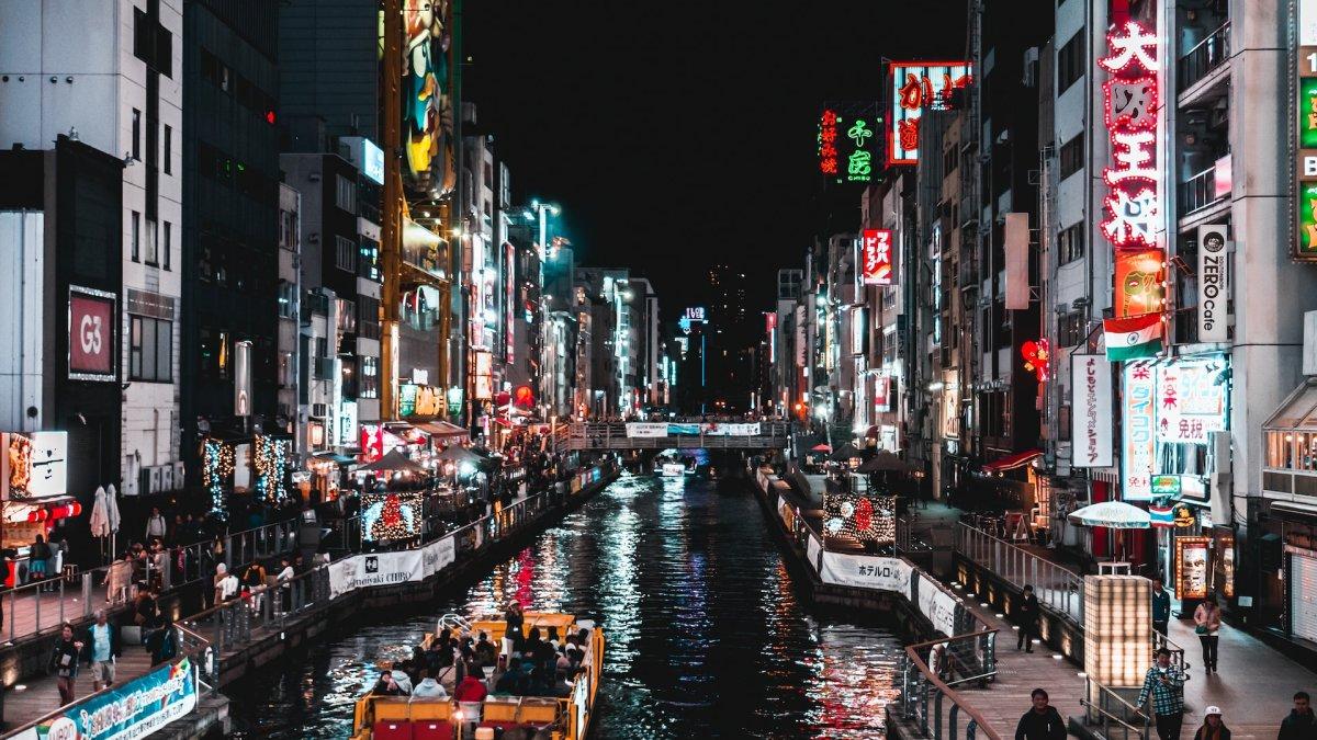 Dotonbori, satu tempat wisata hits di Osaka Jepang