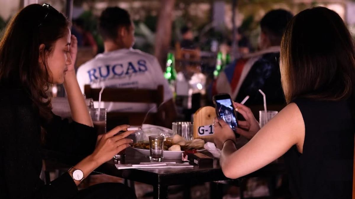 Dreams Social Life, satu kafe 24 jam di Bandung Jawa Barat.