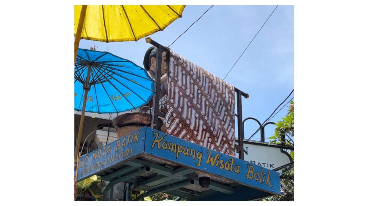 IKON KAUMAN. Gelaran Hari Batik Nasional 2025 di Kampung Wisata Batik Kauman.