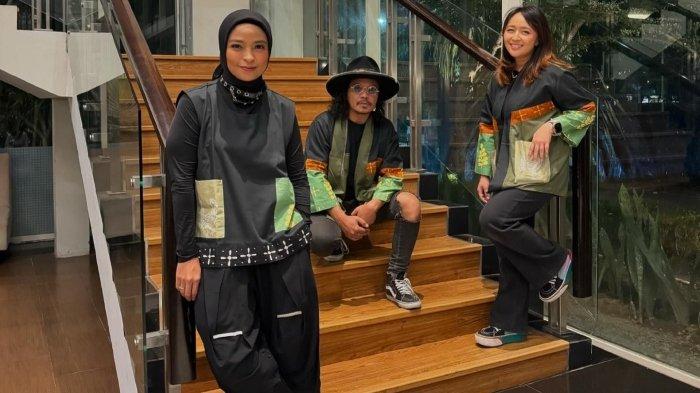 Heboh Tantri Kotak Jatuh dari Panggung gegara Ditarik Fans, Lindungi Penonton Agar Gak Dimassa