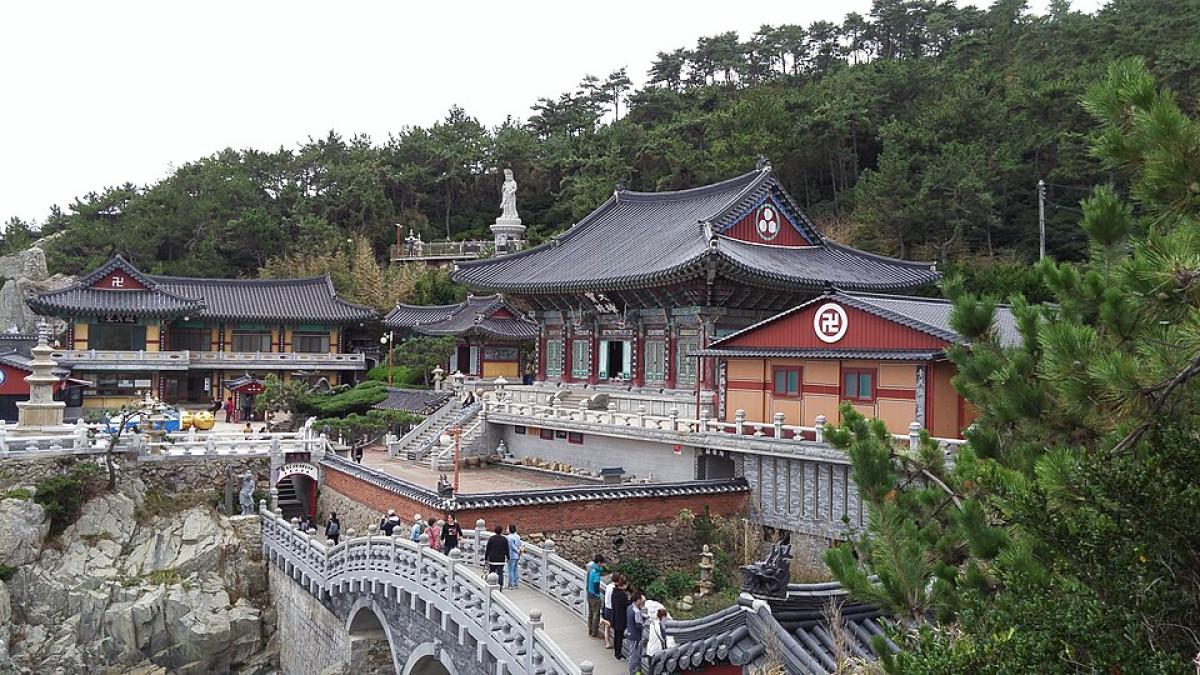 Haedong Yonggungsa Temple