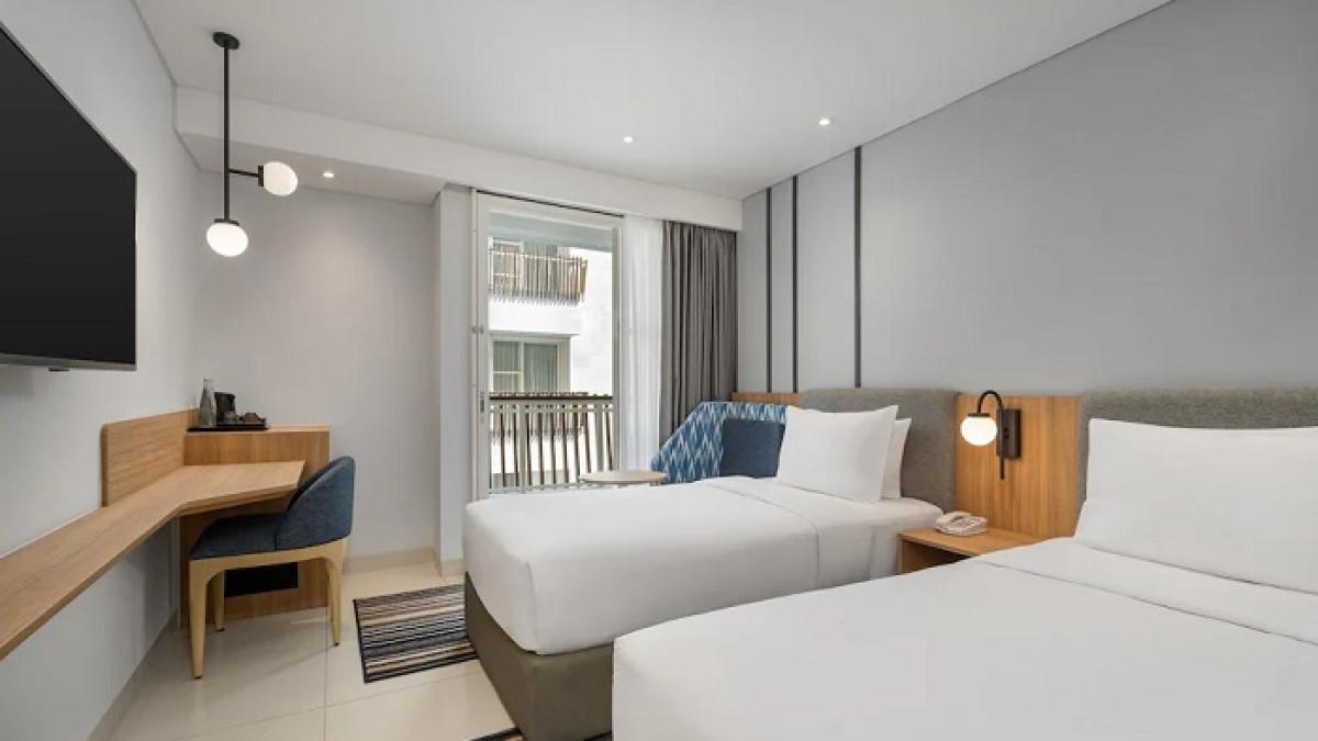 Holiday Inn Express Bali Sunset Road By IHG, satu hotel bintang 3 terbaik di dekat bandara I Gusti Ngurah Rai buat akomodasi akhir pekan.