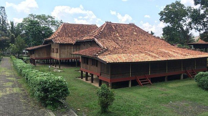 Rumah Limas Palembang Sumatera Selatan: Ikon Uang Rp 10 Ribu dengan 5 Tingkatan Penuh Makna