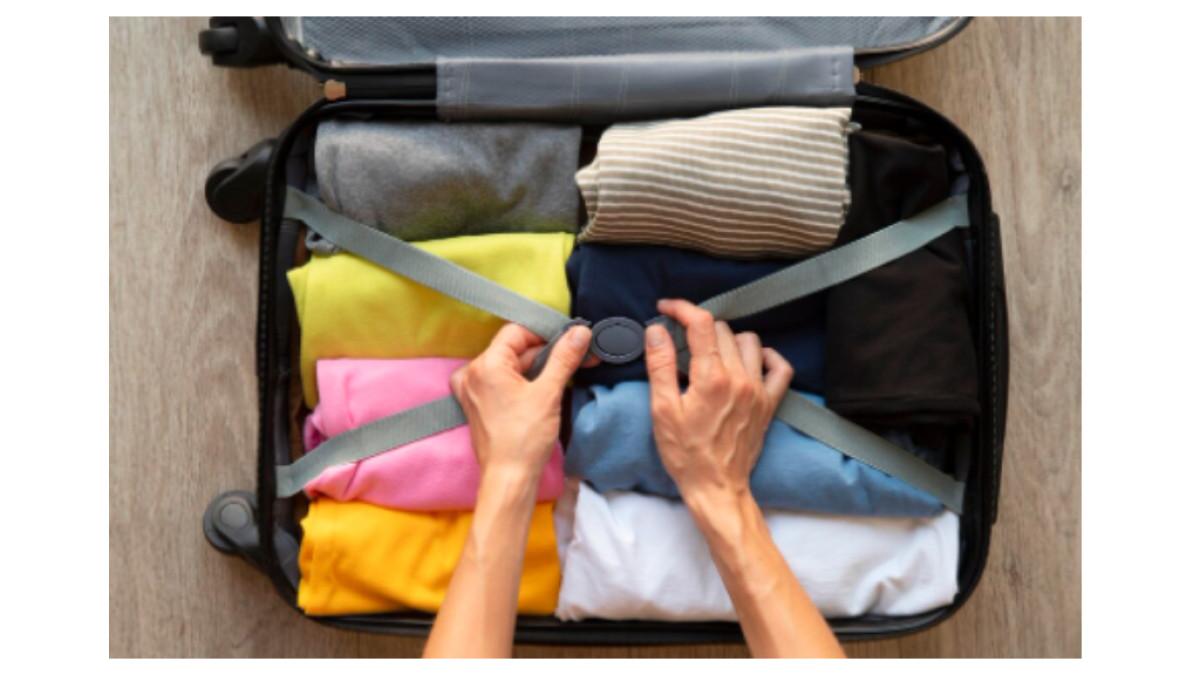 Ilustrasi Tips Packing saat Liburan