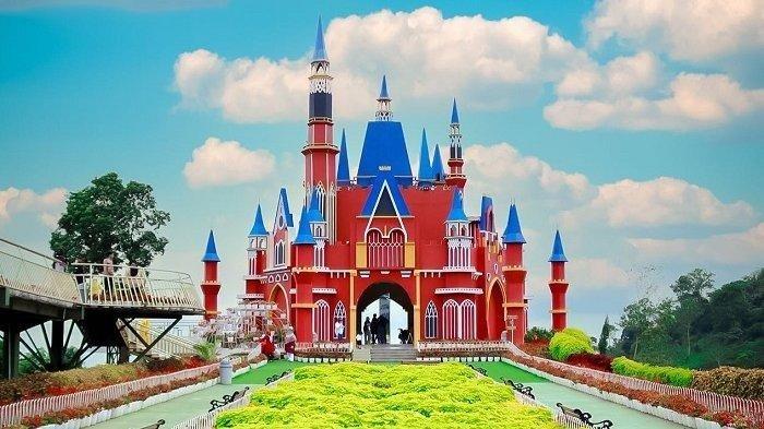 Promo Harga Tiket Masuk Florawisata D'Castello, Dapat Gratis Naik 4 Wahana Permainan