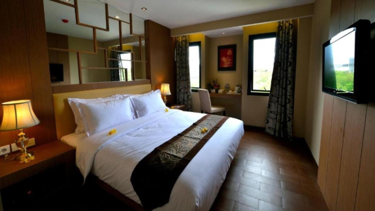 Kamar penginapan di Serela Kuta Bali Hotel, hotel bintang 3 dekat Pantai Kuta, Bali.