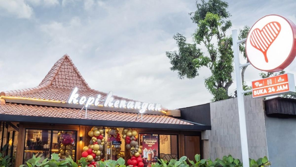 Kopi Kenangan salah satu tempat kopi favorit di Solo