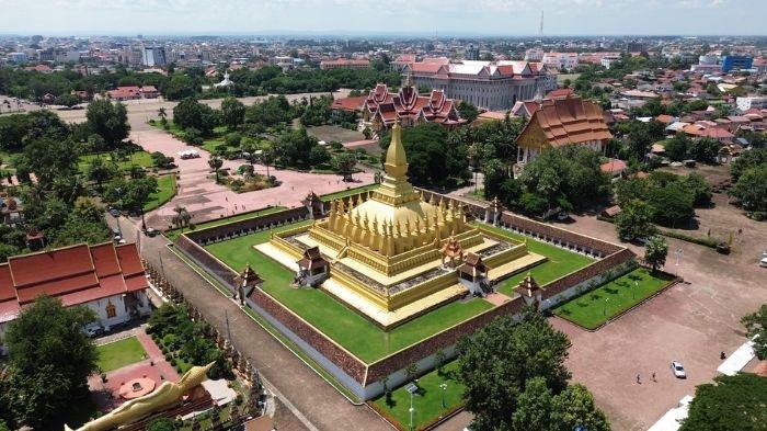 Lanskap kota Vientiane.